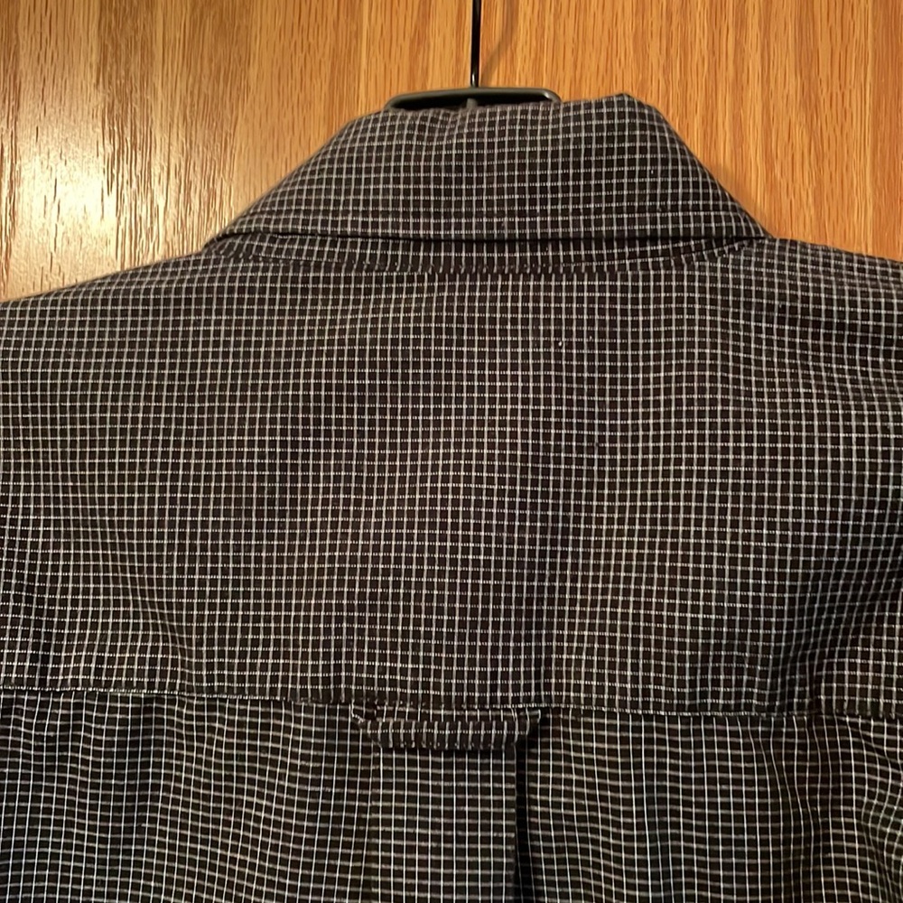 University of Wisconsin Badgers Plaid Check LS pocket work business shirt small - Picture 8 of 9